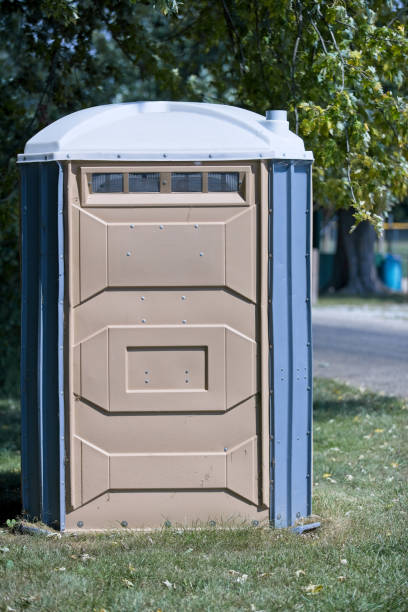 Best Construction site porta potty rental  in Gothenburg, NE